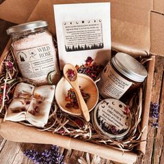Luxury Rose Organic Spa Hamper