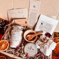 Don’t forget your £5 off this August! + *NEW* Zodiac Birthday Gift Boxes